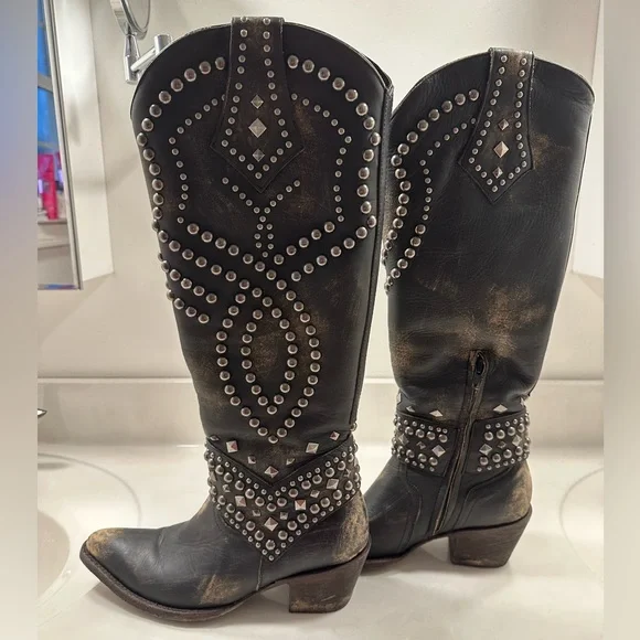 Old Gringo Relaxed Fit Belinda Studded Boot - Picture 3 of 8
